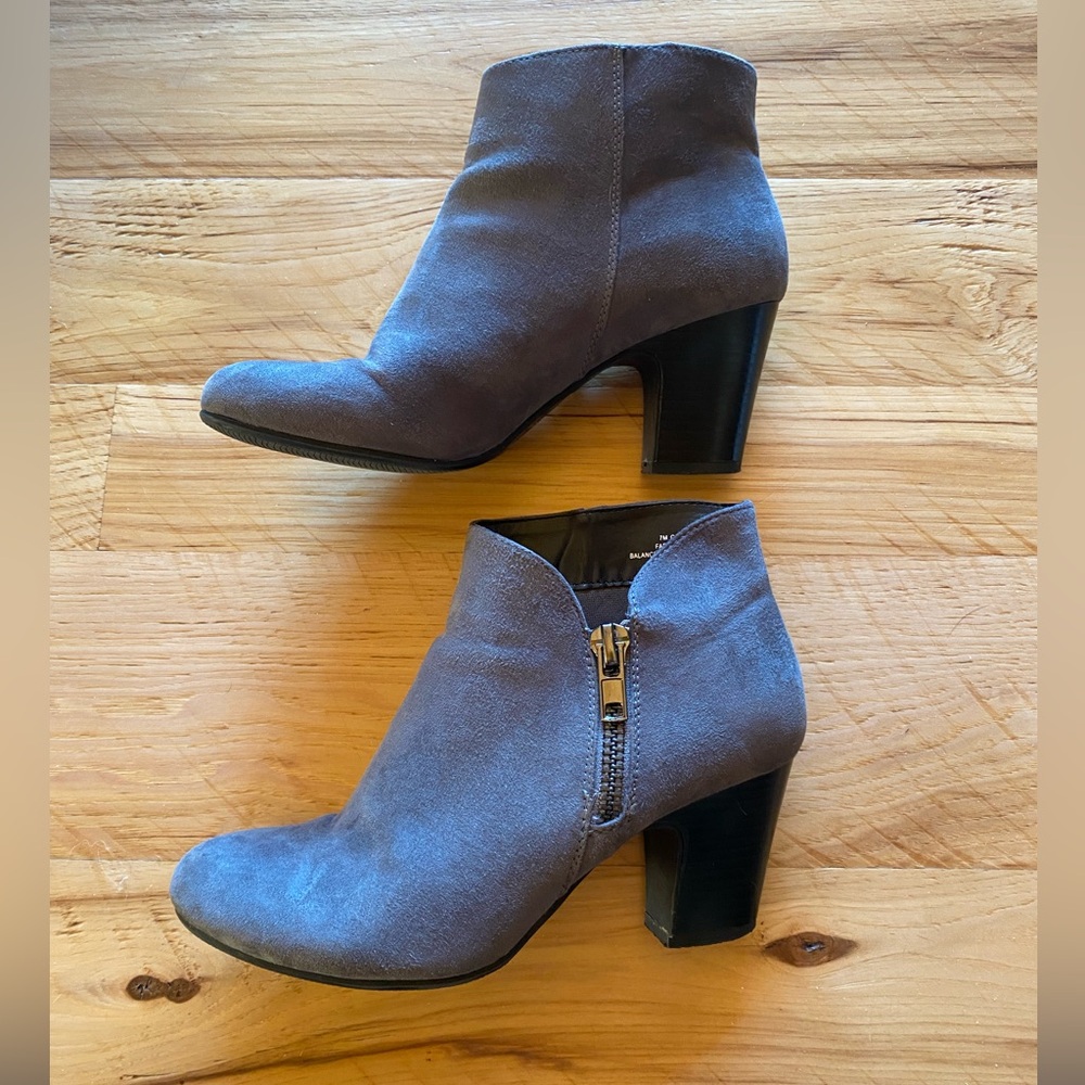 Nicole Camdyn grey faux suede bootie